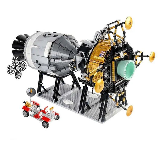 A model of the Apollo spacecraft - toys