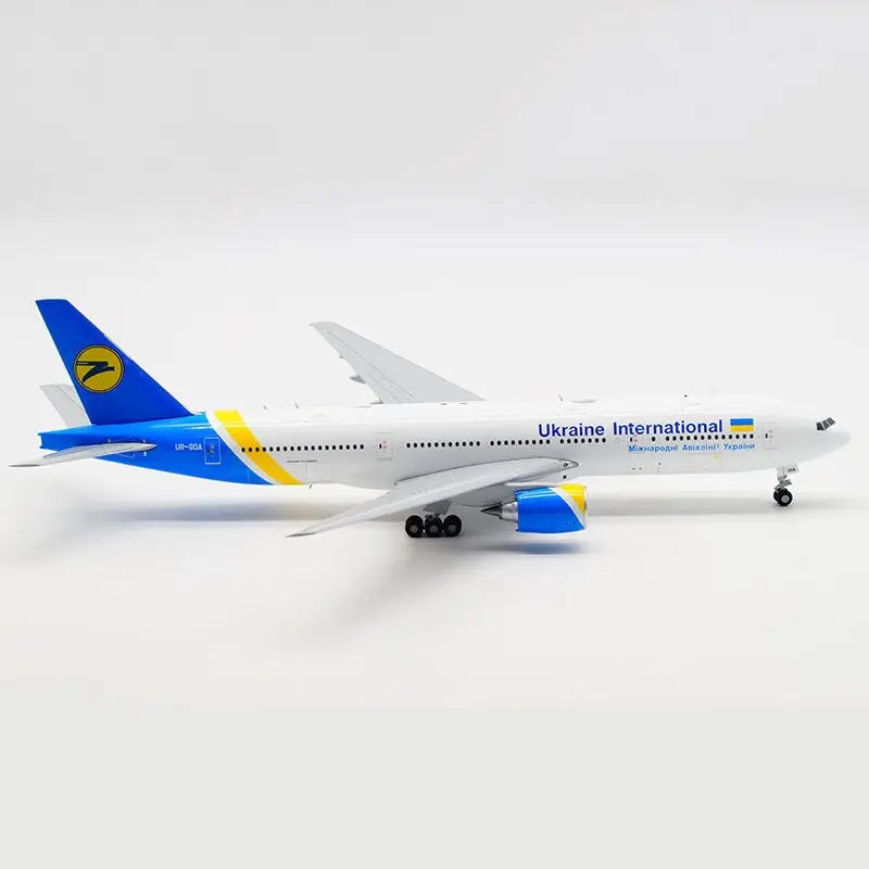 Collector aircraft Boeing 777 of Ukrainian Airlines 1/200 -