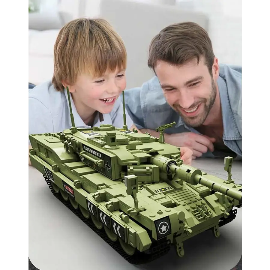 German Leopard 2 main battle tank - Toys & Games