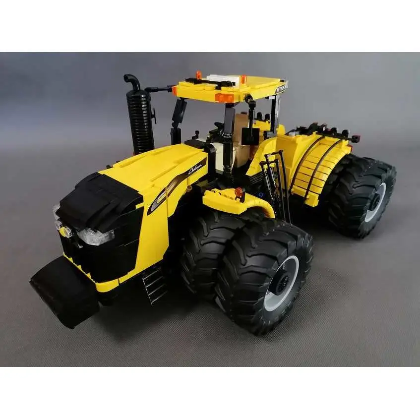 Large radio-controlled wheeled tractor with trailer -