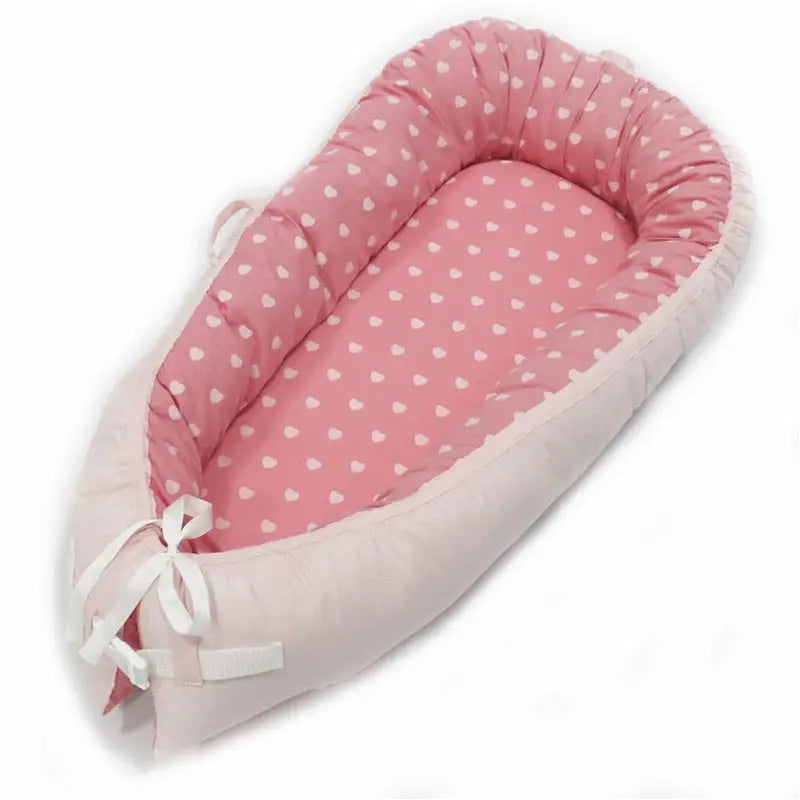 Portable Baby Nest - pink heart - toys