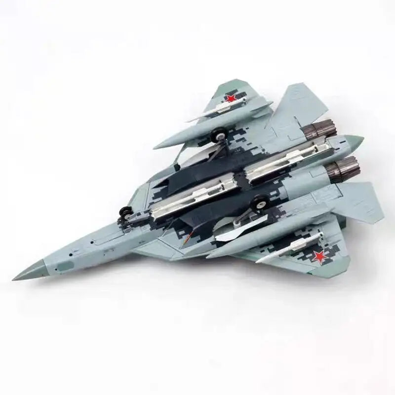 Russian Air Force SU-57 1/72 collectible fighter - toys