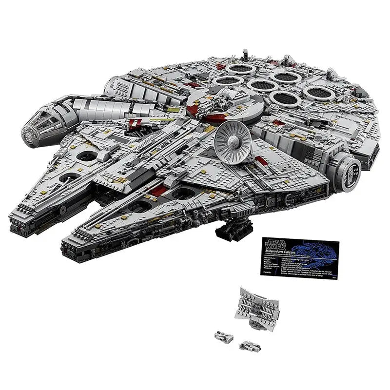The Millennium Falcon - 8445PCS - toys